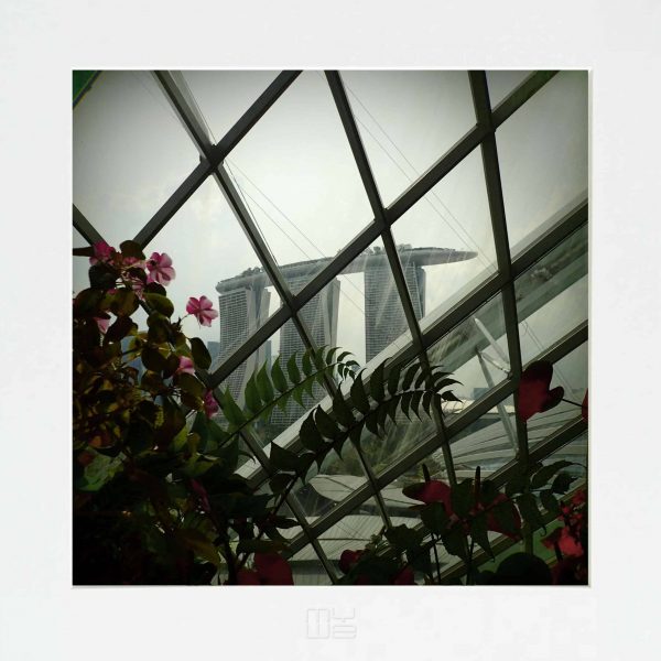 Foto-na-stenu-Inside-outside-MyWe